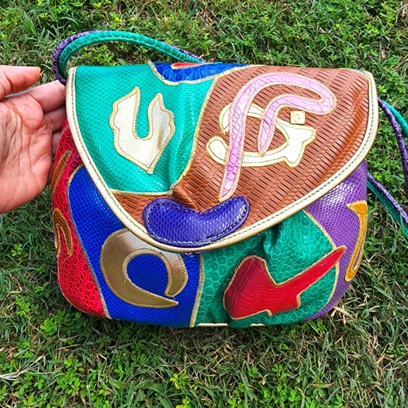 Vintage Handbags - EXQUISITE Vintage Nas Bag
